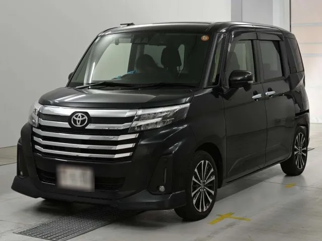 TOYOTA ROOMY 2023