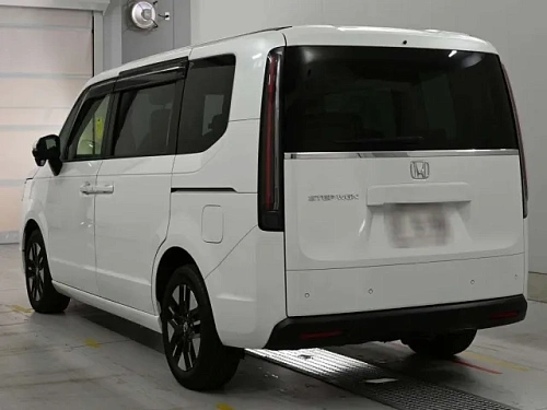 HONDA STEP WAGON 2023
